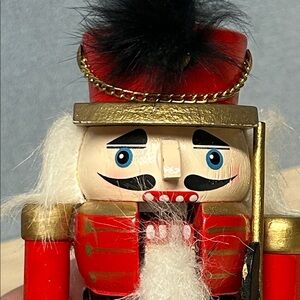 Mini Nutcracker Soldier gun wooden Xmas figure decor 5 "